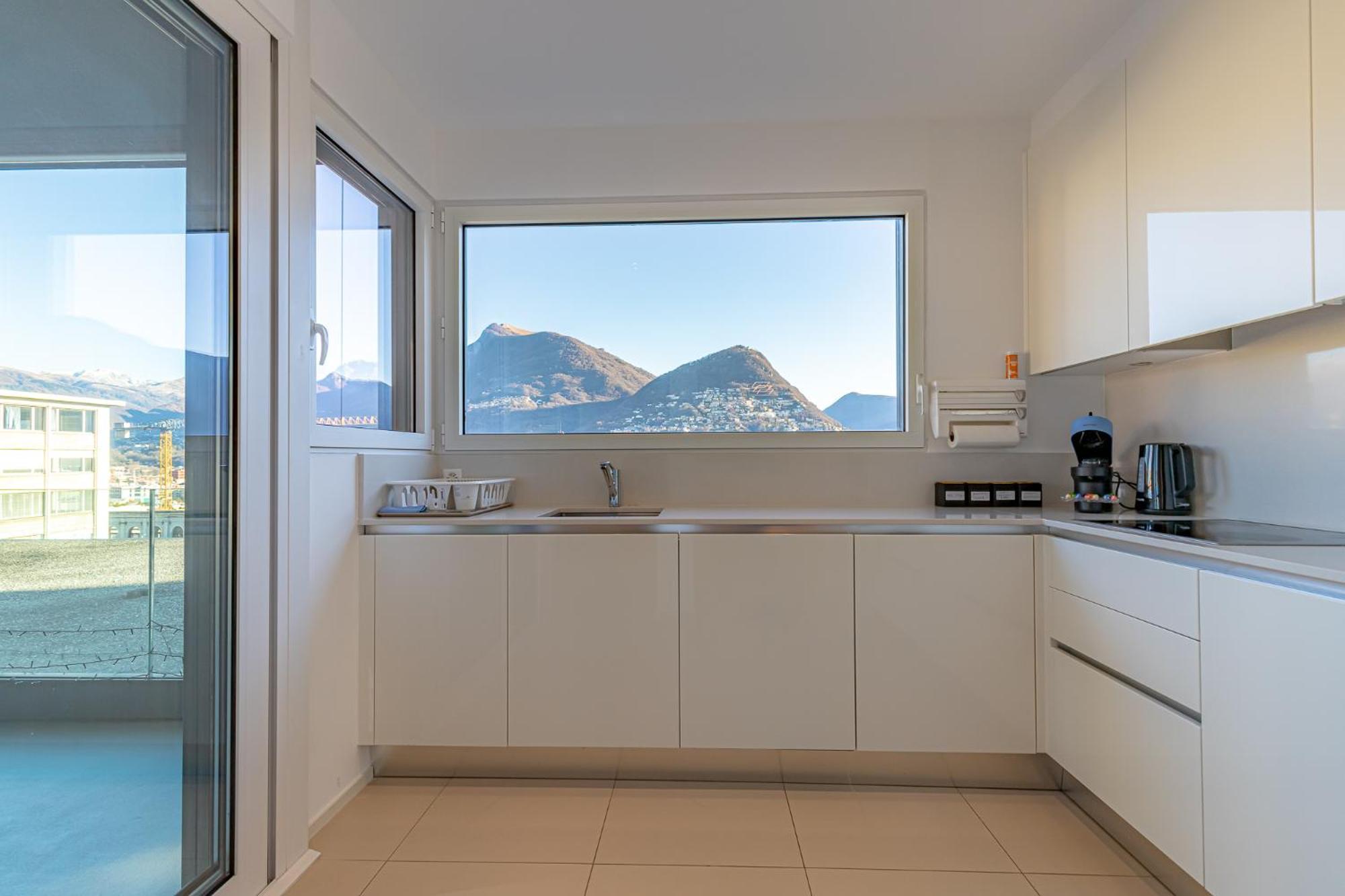 Imperial Of Lugano 3 With A Lake View Behind The Station And 10 Min From The Lake Of Лугано Экстерьер фото